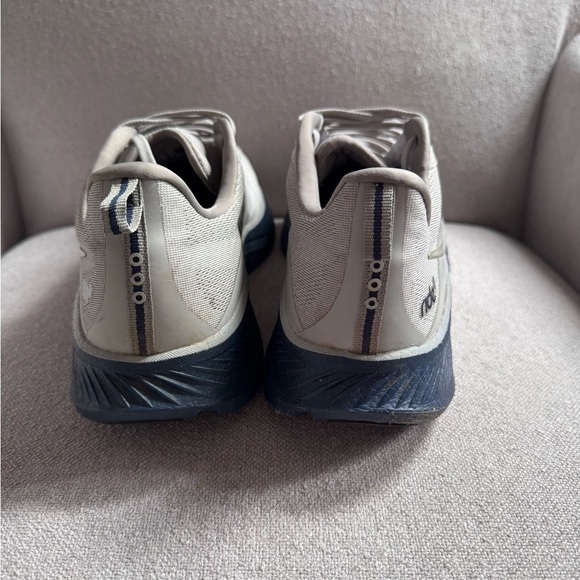 Saucony Ride 17 - Men’s Size 13 Walking/running Shoes  - S20924-242 - Picture 4 of 9